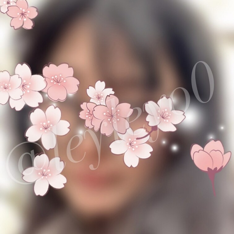 🌸今日がピーク…かな？とお仕事の合間に寄り道して桜と自撮りしてきました〜🥳🌸💓雰囲気だけ笑