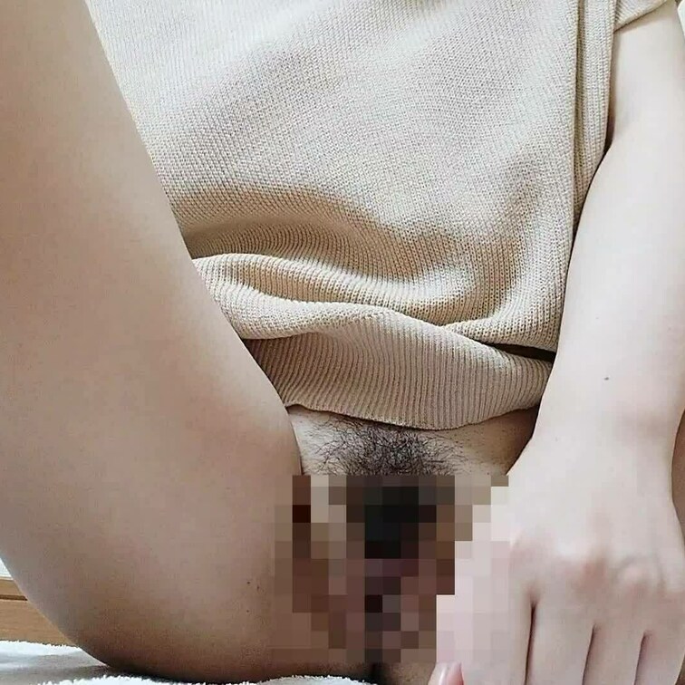 今日の動画は、大根を挿れてみたよ🩵🩵
極太ですごかった(〃∇〃)
フル動画は有料プランで見てね🌟💕