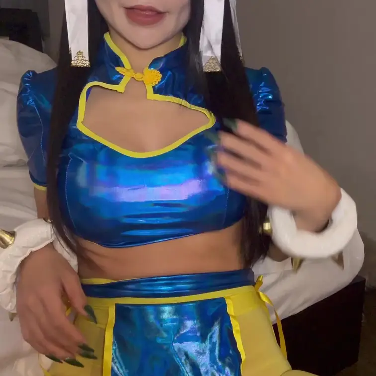 本編11分。

春麗コスプレでオナニー♡

バックから挿入♡
あなるドアップあり🥰🥰
