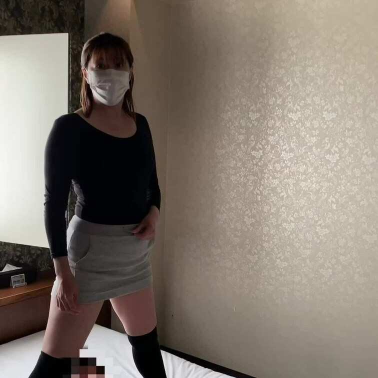 いつも町内会の会合でエロい目で隣の奥さんを見てる
町内会長のご子息を誘ってみたらなかなか変態でした