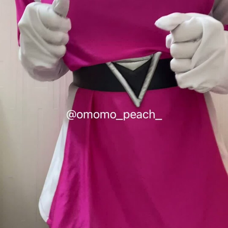 【戦隊ヒロインが尿意に負けてしまい おもらし】

みんなのピンチを助けに来た おももレンジャーだったが、実は彼女自身