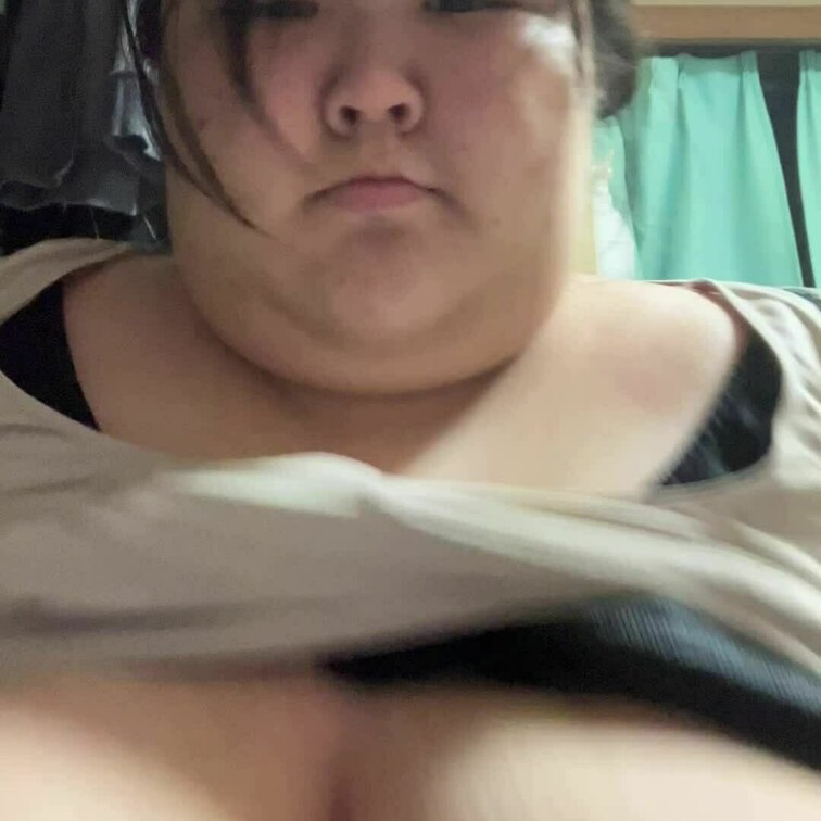 顔つきおっぱい揉んでみた