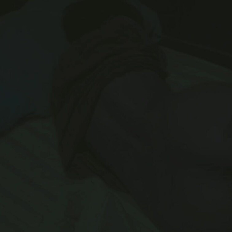 ○○○さんと暗闇でのハメ撮り
隣の部屋には○○○さんと○○○寝てます
