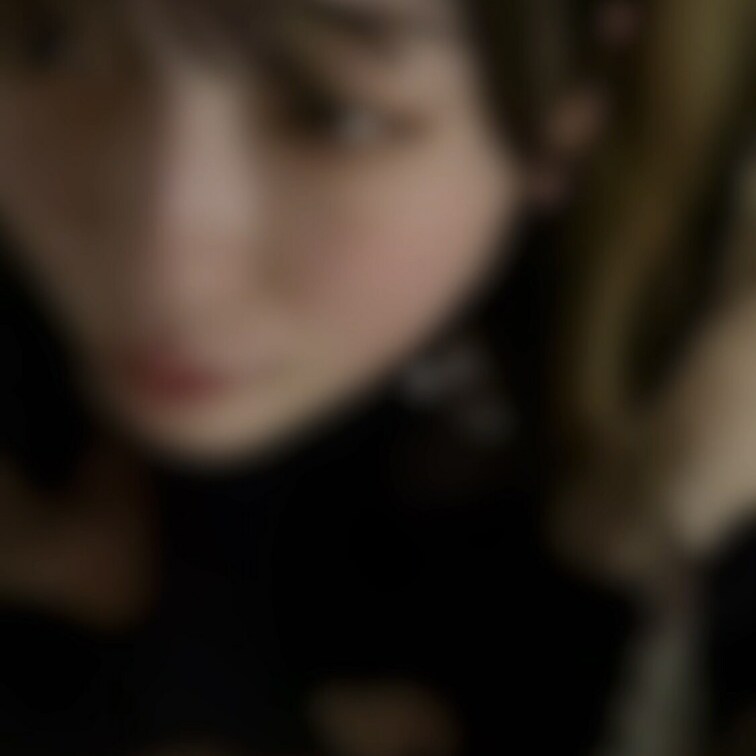 ご奉仕系ドMの女の子に顔射で精子の匂いマーキングしてます