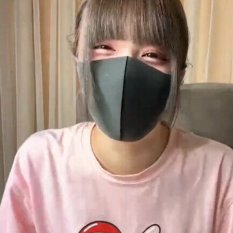 【みれい 20 歳】

みれいさんのライブ配信動画です
生配信 だと、1 回の有料配信を視聴すると、おおよそ平均 