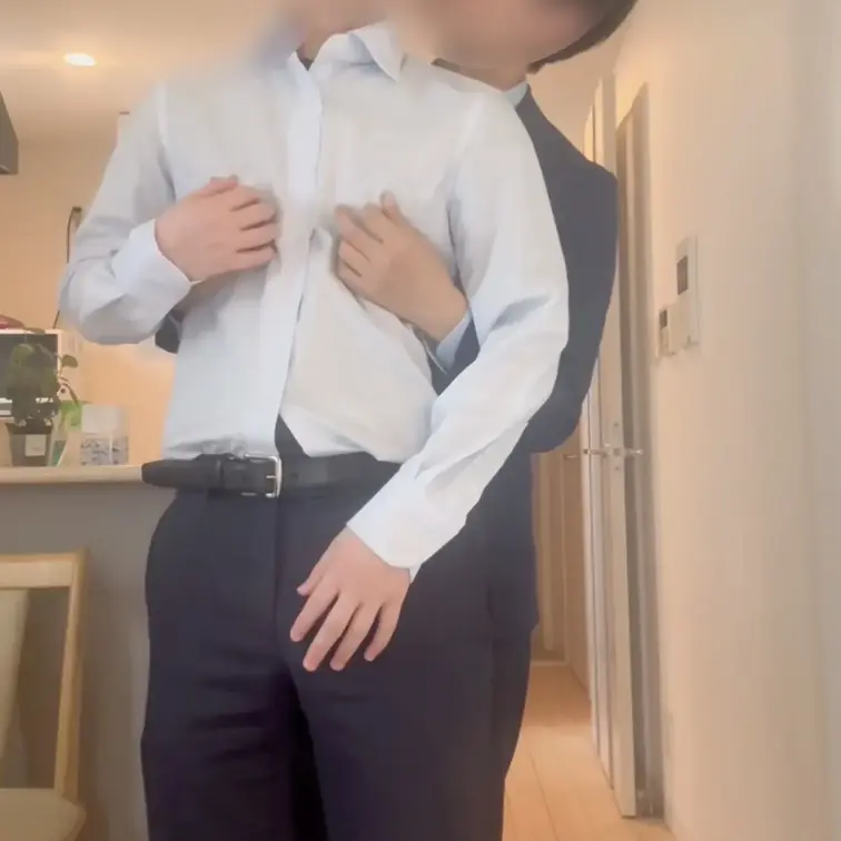 22歳の新卒イケメンリーマンくんを責めてきた。においフェチのようでおれのビジソ…