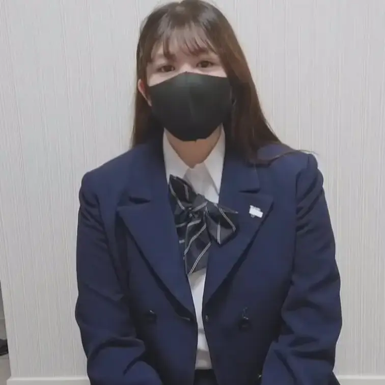【初】糸引きおなにー！合計3回イキました。。
撮る前から見られるのわかってるから興奮してパンツびしょびしょにお漏らしし