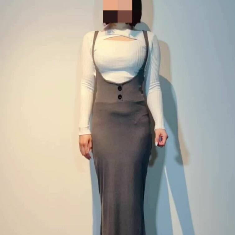 私服の生脱ぎ動画です♪全裸なんて生まれた時以外みられてた記憶がないので恥ずかしいです…