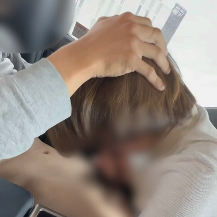 先輩の妻の頭を抑えて射精する図太い神経の後輩です🤣