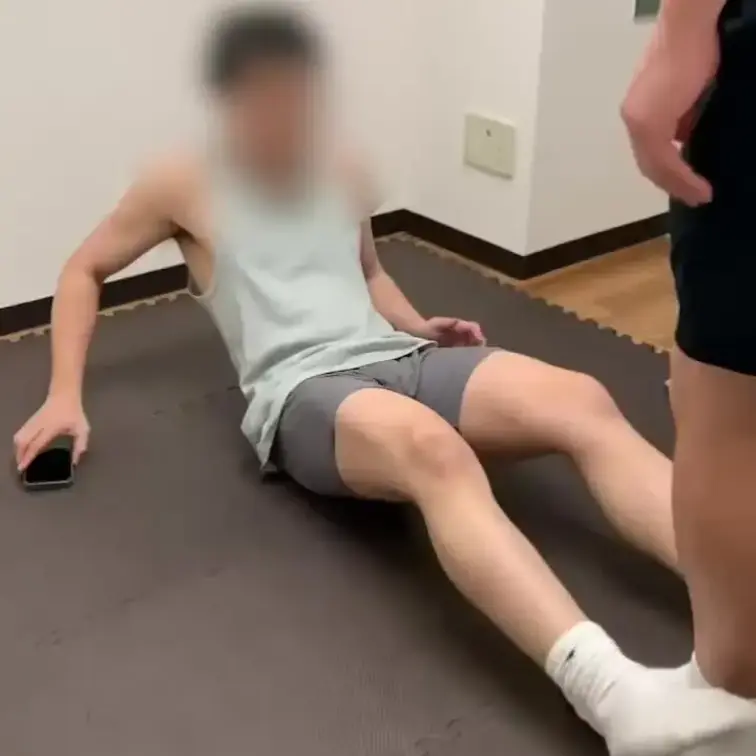 電気あんまにハマったM男君。