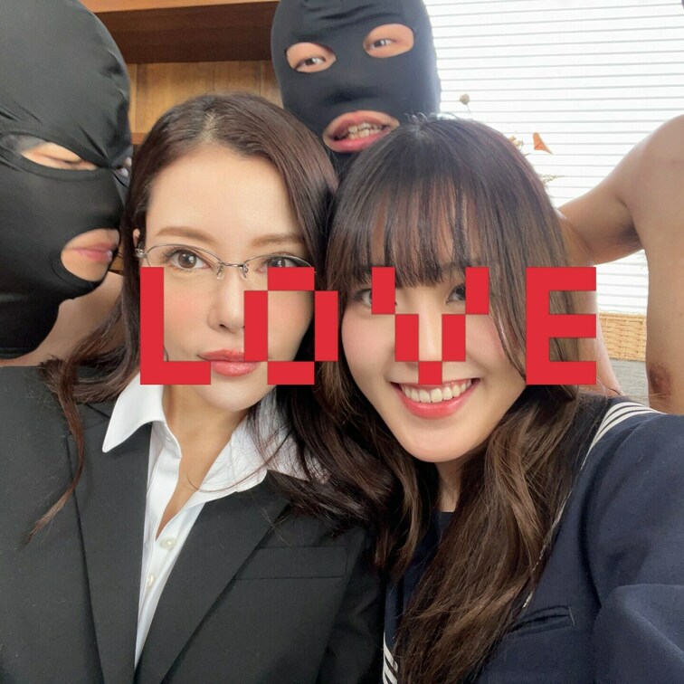 【1／28〜公開予定動画の先出し】まさかの先生と生徒との他人丼乱交ハッシャーズ！！

こんばんは^_^今週もお疲れ様