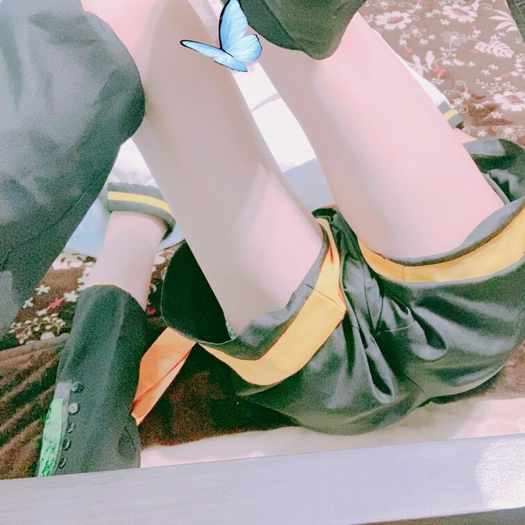 ごめんなさい('ω')!!!
完全にMyfansは活動停止してました・・・
今現在Fa〇tiaにて活動しているため、