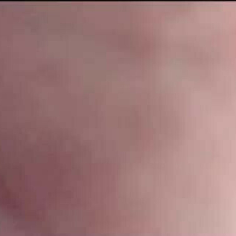 全裸オナニー9分25秒です。
ぱいぱんお〇んこにモザイクがかかってますが、なるべく薄くかけてます。
おっぱいは見えて