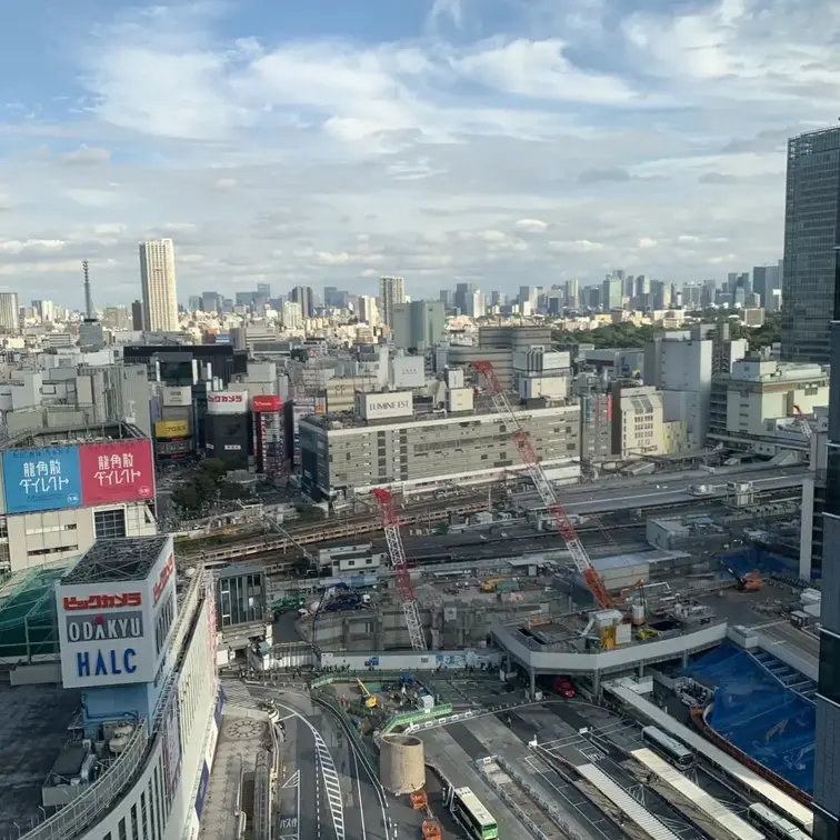 今日はこちらで密会しちゃいました
どこだかわかるひといるかなぁ?
イケナイ人妻でごめんなさい🥺💦
でも…
えっち