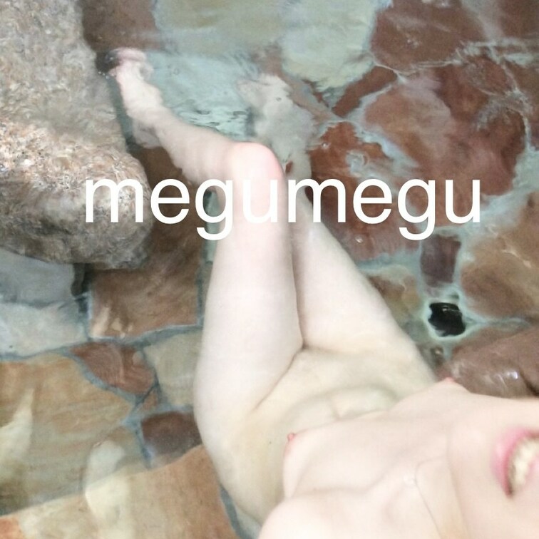 温泉でぬくぬくしたいですね〜