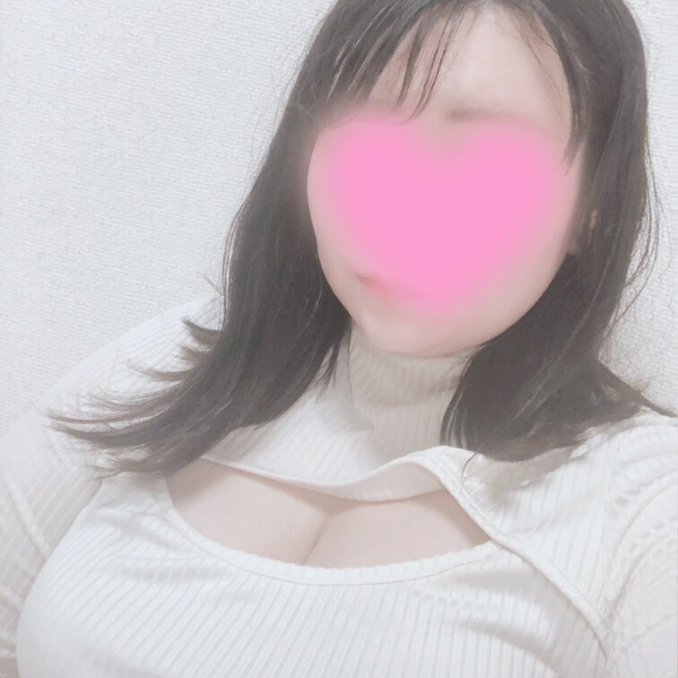 えちえちなリブニット🧶
涼しくなってきましたね☺️