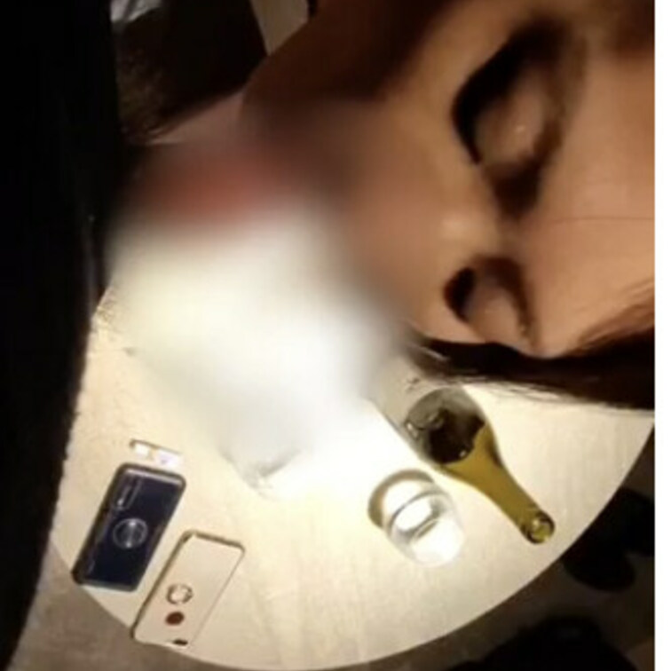 ちゃんとモザイク処理してありますが見たくない人も居ると思うので、詰め合わせからは外しました！
フェラ動画