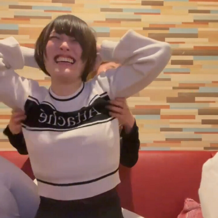 皆様お久しぶりです！
動画の更新が遅くなってしまって申し訳ございません。
今回のくすぐり動画はこちらです👍

是