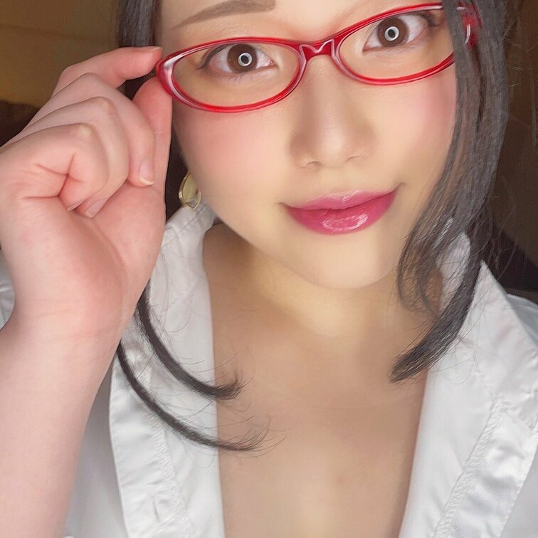女教師のフォトおいていきまーす❤️