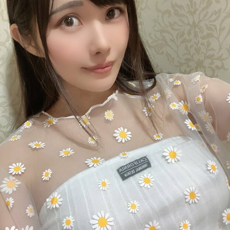 シースルーな私服。
夏に着ようと思ってたのに
気づいたら秋だ〜（ ;  ; ）💦

来年になったら流行ってなさそ