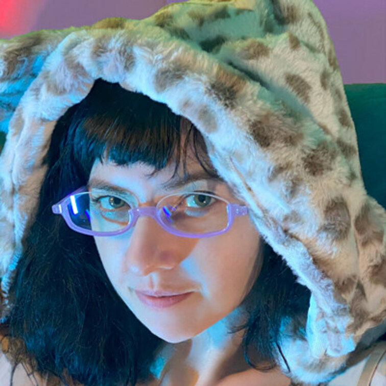 ウクライナ出身のシェリルです。
シェリルのエッチな動画を今後あげていきます。
応援よろしくお願いします。