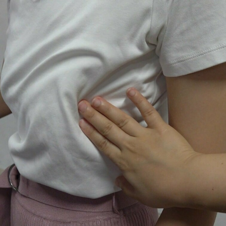本編チョイ見せ☆
本編は単品販売から→
美人妻さんの神乳!駐輪場で●恥プレイ♪【おっぱい痴かん】