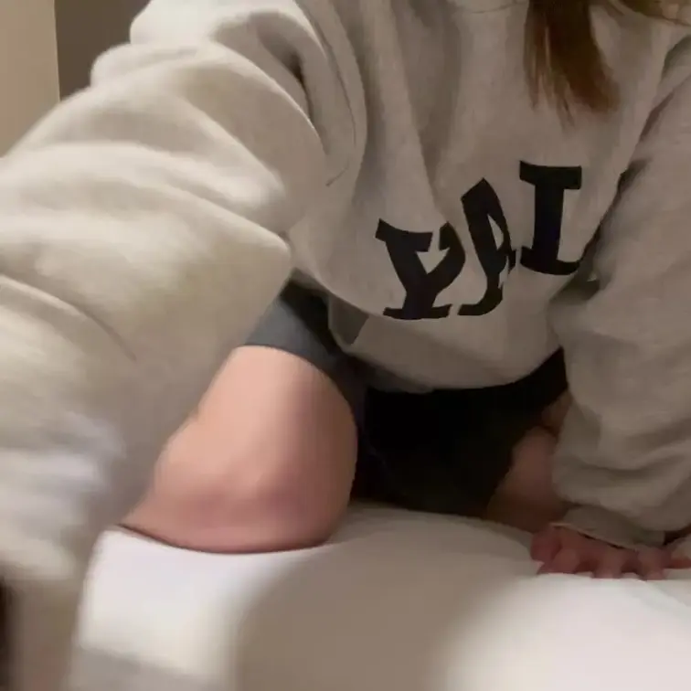 足舐め🦶🏻

ゆいはマジで無。だよ

惨めに舐めてんな〜て思ってる

私が終わりって言うまでずっと舐めてる