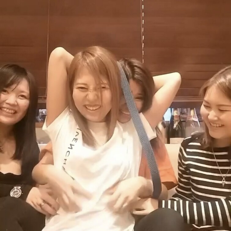 皆様いつもご購入ありがとうございます☺️
今回のくすぐり動画はこちらです👍

是非見てあげてくださいね(  ˆОˆ
