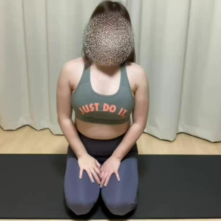 ジム帰りにストレッチしてる巨乳スポブラ女子にマッサージするふりして挿入