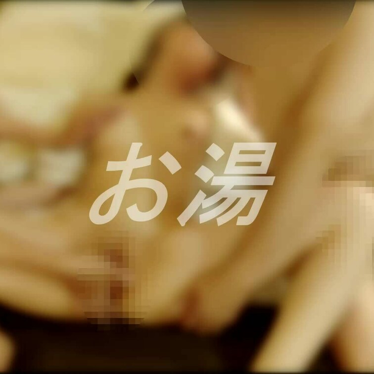 324 性欲の溜まった女と4P①
性欲発散したいのでまわしてほしいということで男性2人呼んでしました。

目隠しし