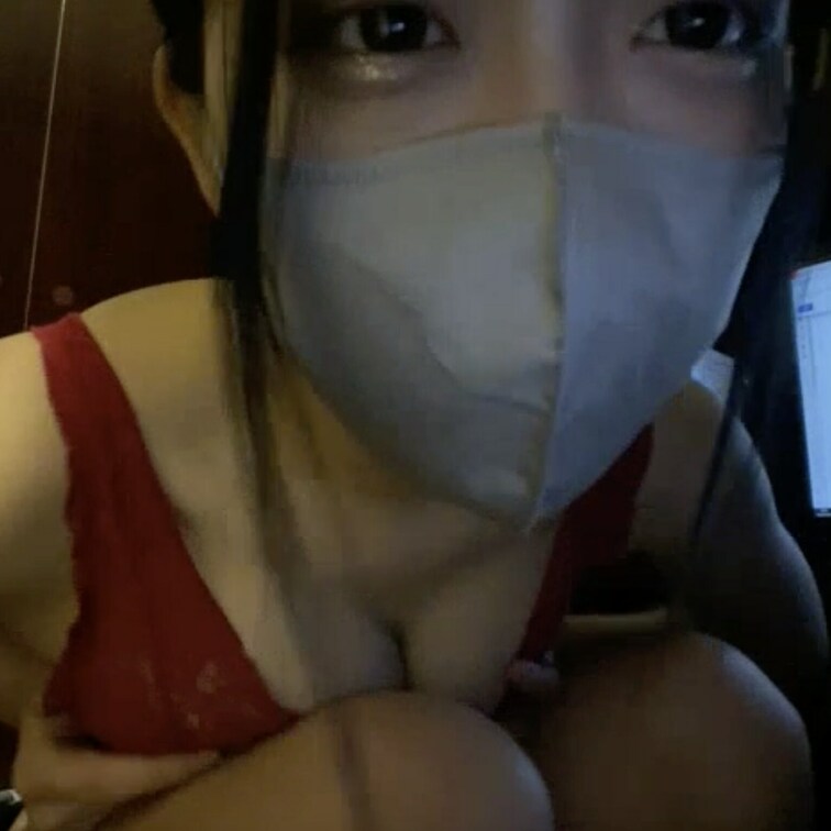 【Gカップ】24歳スレンダー巨乳ライブ配信！スタイル最高の女の子
・https://myfans.jp/posts/6