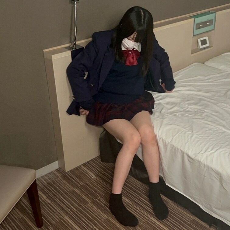 ※出演している女の子の年齢は○○○以上の成人である事が確認出来ており、撮影、出演、この写真の掲載への同意が得られておりま
