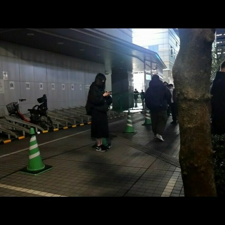 ト〇横の真実1【19歳大学生めいちゃん】

普段は至って普通のサラリーマンです。
風俗遊びやメンエスにも飽きた頃に