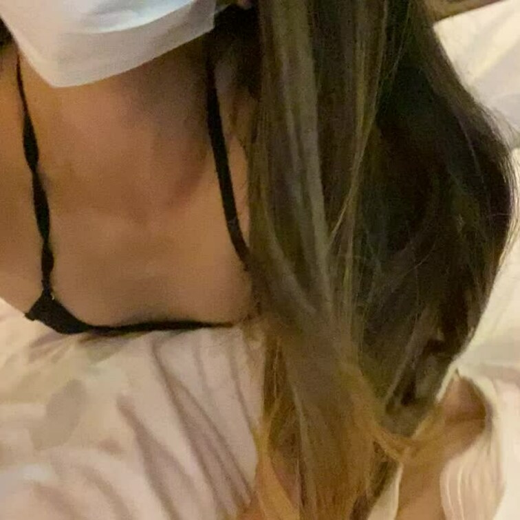 ちょい撮り😆

この姿の画像は出したけど、近いうちこれの動画も出していくよ☝️

もちろん🔞動画も編集中😘
