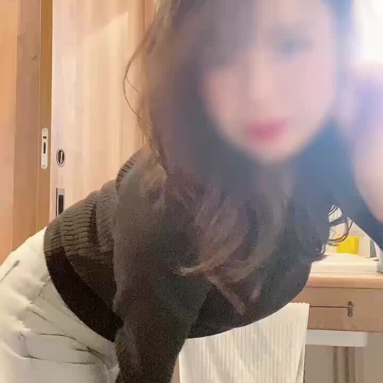 おっはよおお🥺❤️
今日のまいかの服装はこんな感じ🩷
普段は普通のママしてるよ〜ちゃんと❤️😂
エロも大切だけどね