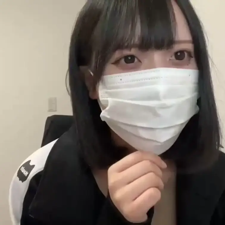 【りん 19 歳】

りんさんのライブ配信動画です
生ライブ配信だと、1 回の有料配信を視聴すると、おおよそ平均 