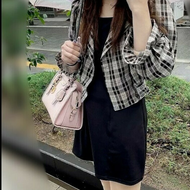 しこすぎる人妻。好き。