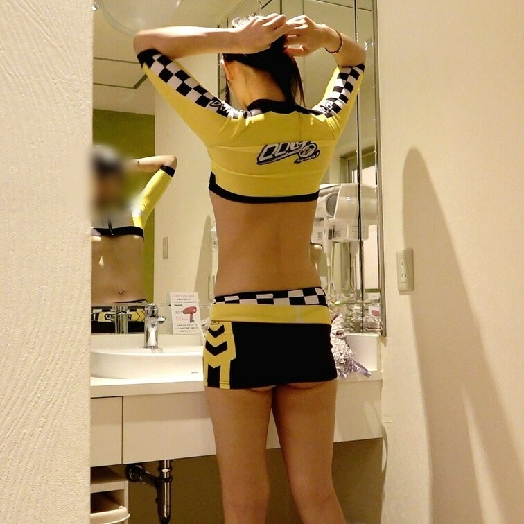 ななおちゃんの講習動画（25歳 / Cカップ / レースクィーン）

着替えの○○○です。（2本目／全2視点中）
