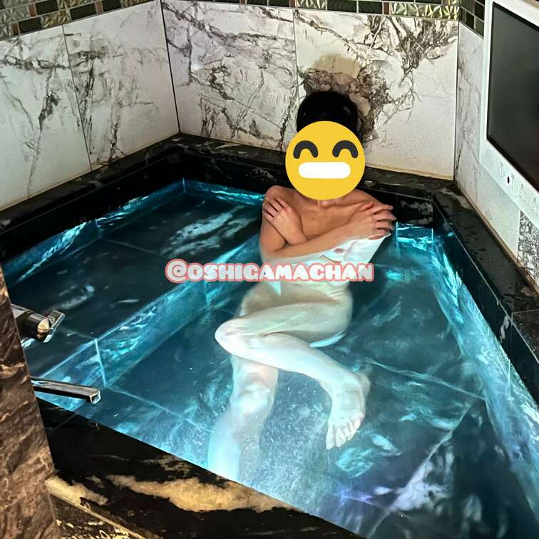 👉スワイプしてみてね👉
ラブホ行った時広いお風呂だと
テンション上がるよね🛁🩷
