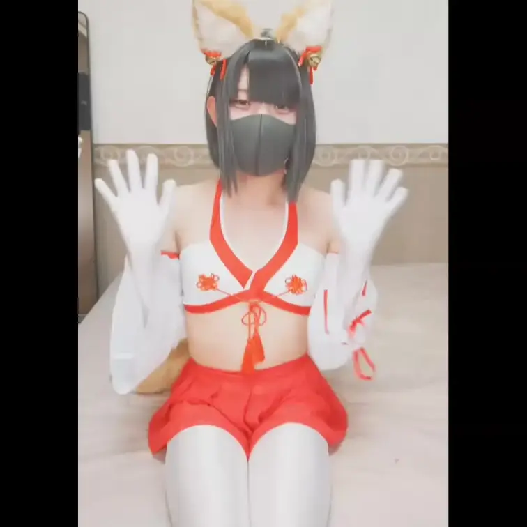 お狐巫女さん♂の勃起ちんちんおあずけ乳首いじり