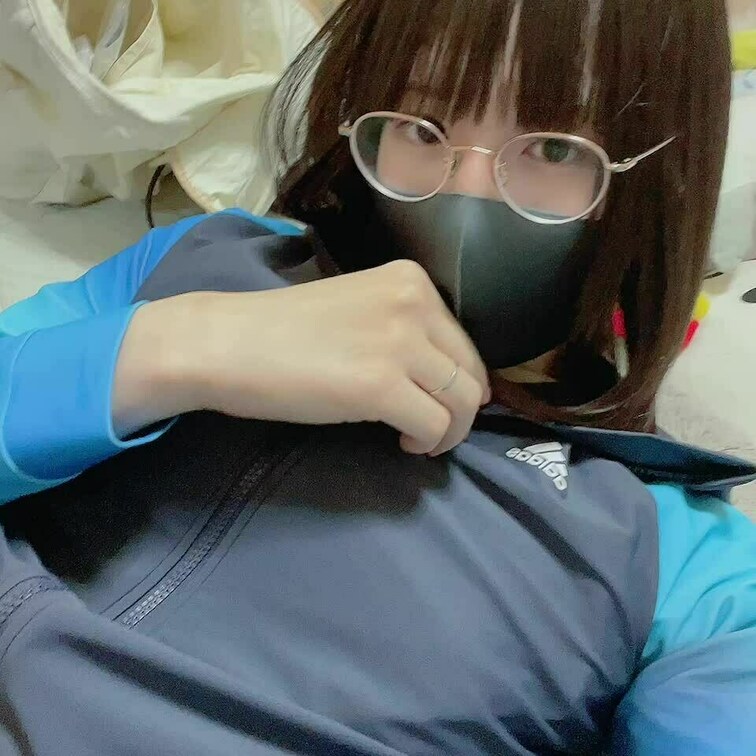 おすすめ！スパッツの膨らみを眺める動画。
R15(音無し)