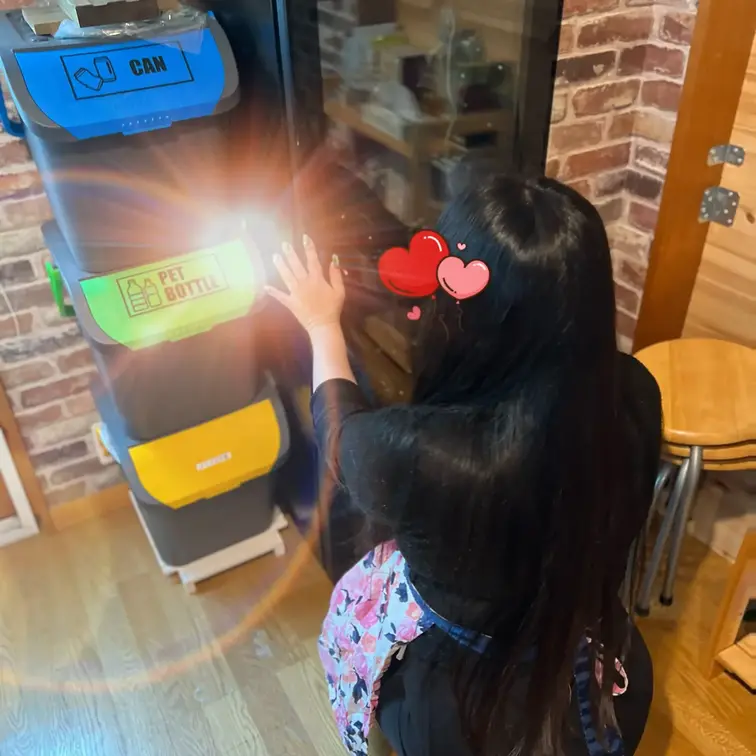 デリヘルでいっぱいおちんぽ君を舐め過ぎて感触が忘れられず
毎日出勤しちゃうもなみんです😇🩵

しゃぶり過ぎておちん