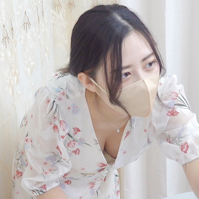 エロい胸ちらシーンが見たいという方向けです！！！
本編公開中の胸ちら・パンちらだけのプランです☆

フルバージョン