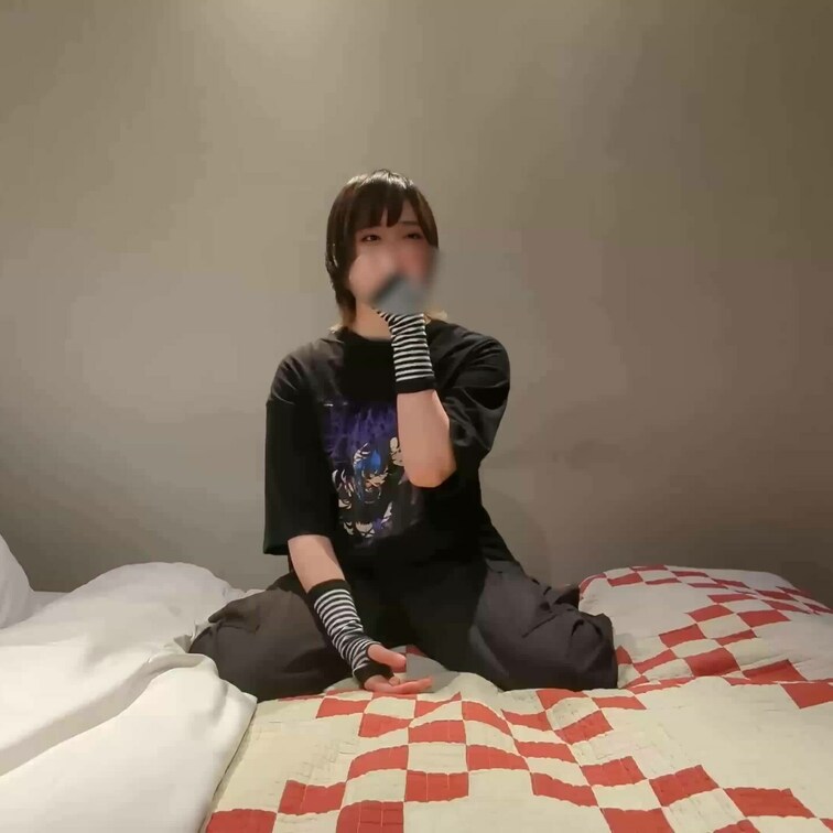 ちょっとだけ普段の○○○を...💕

続き公開してみた❣️　顔出ししてるよ！
大学生でバイトもしてるし身バレやだか