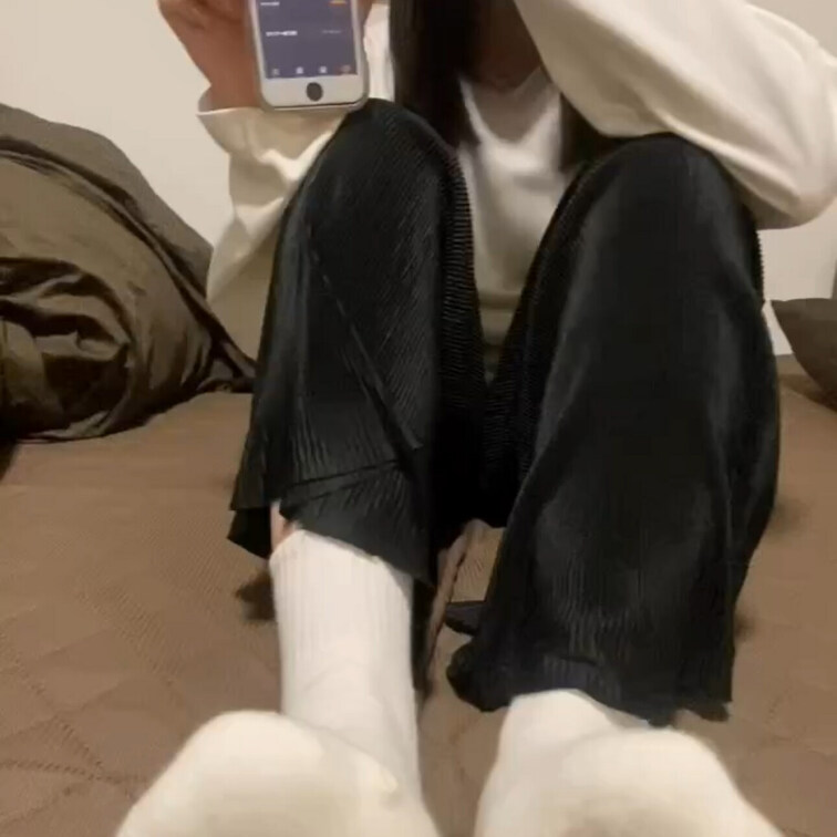 皆様お久しぶりです！
動画の更新が遅くなってしまって申し訳ございません。
今回のくすぐり動画はこちらです👍

是