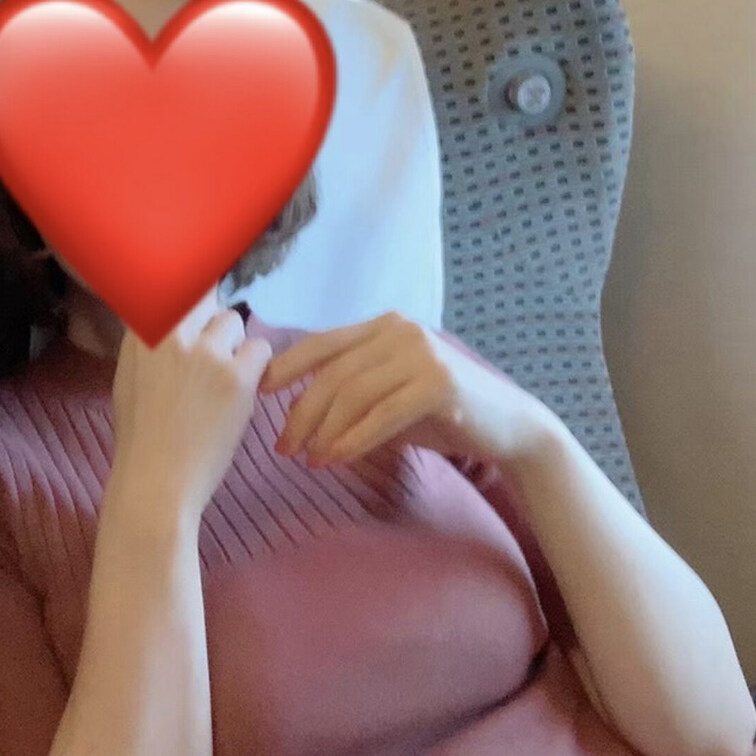 普段着だとどうしても胸が強調されちゃいます😅