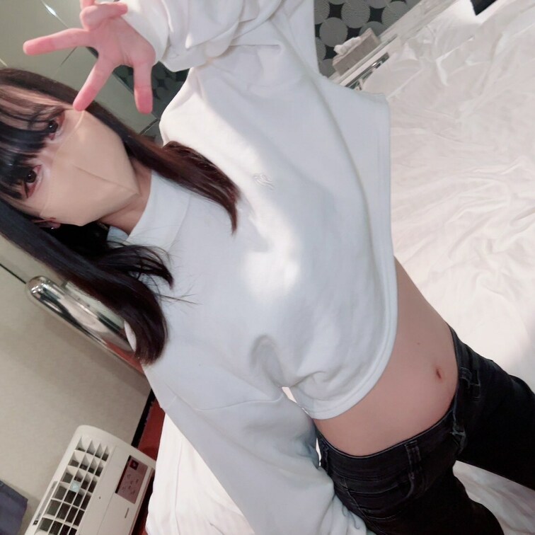 関西の有名スポットであるグリ下
そこで捕まえてきた子の痴態の記録です。

ああいう場所にいる子は感性が普通とは違い