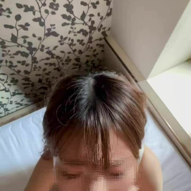 人妻めるちゃん、顔射しました…☺️
顔射した後はお掃除フェラ💕