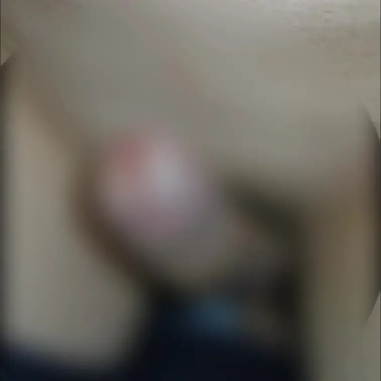 ビクビクしちゃう…
誰か触って…