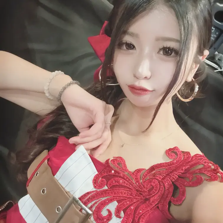 最近サイドポニーにハマってる🎀